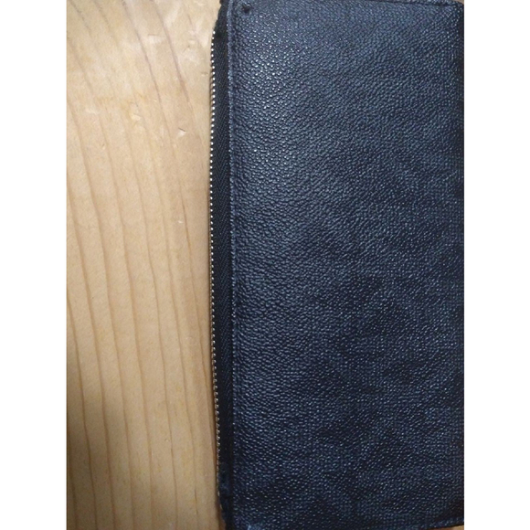 MK wallet - Picture 2 of 12
